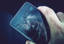 Problemi con lo smartphone: meglio sostituirlo o ripararlo?